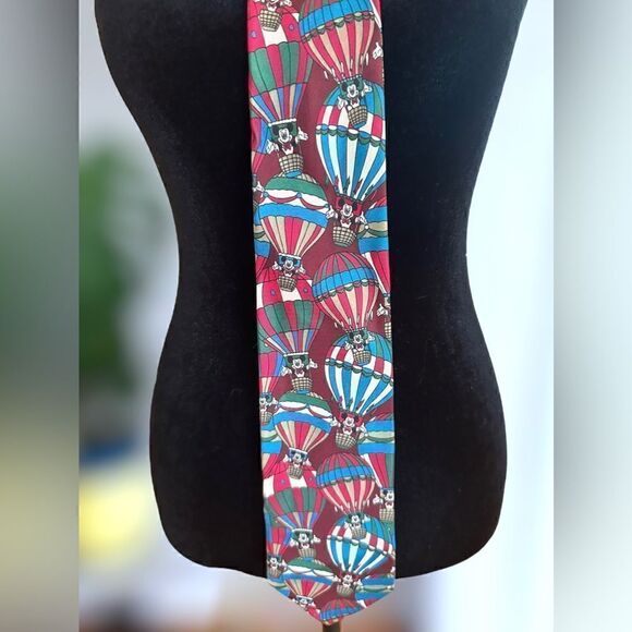 Mickey Mouse Disney Silk Tie 3.5” W 51” L - Picture 7 of 12